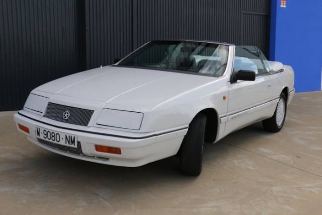 Afbeelding 1/9 van Chrysler Le Baron (1992)
