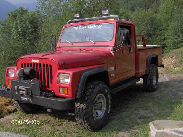Image 1/9 of Jeep CJ-10 (1984)