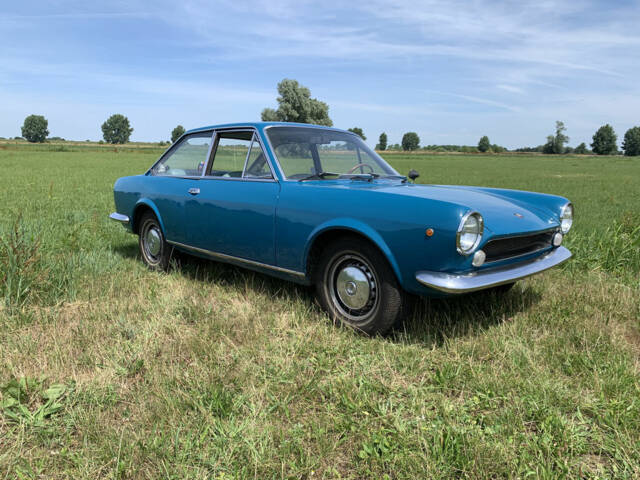 Imagen 1/8 de FIAT 124 Sport Coupe (1968)