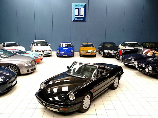 Image 1/55 of Alfa Romeo 2.0 Spider (1993)