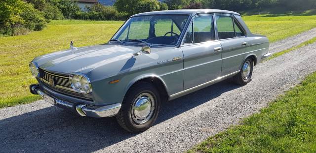 Image 1/26 of Datsun 2000 Deluxe (1967)