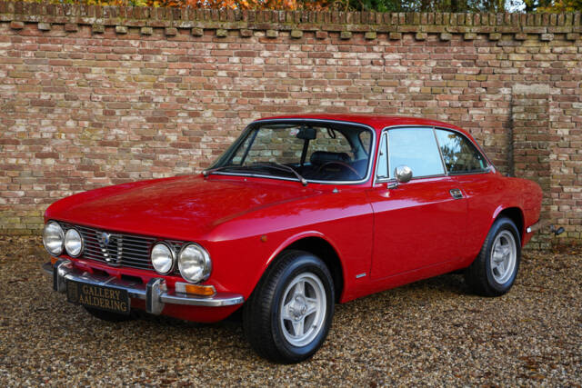 Image 1/50 of Alfa Romeo 2000 GTV (1972)