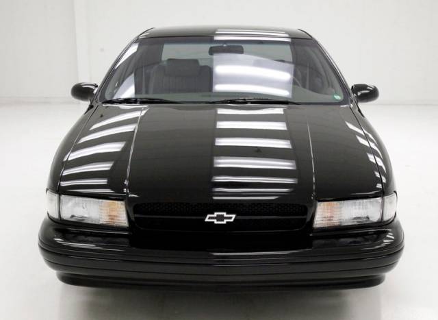 Bild 1/18 von Chevrolet Impala SS Coupe (1996)