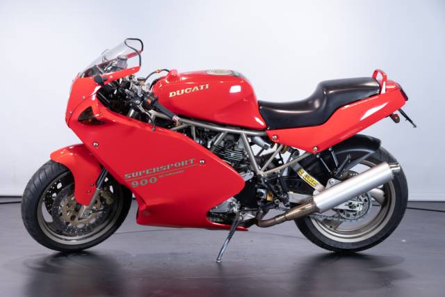 Image 1/49 of Ducati DUMMY (1993)