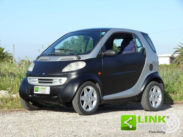 Bild 1/18 von Smart Fortwo (2000)