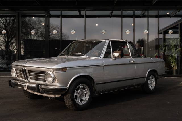 Immagine 1/50 di BMW 2002 Baur (1972)
