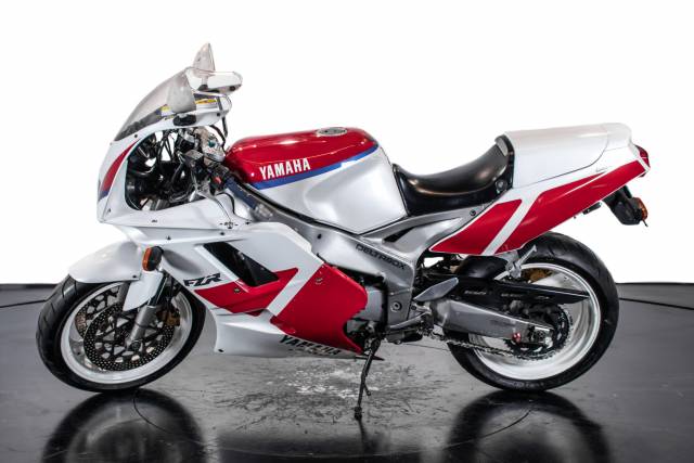 Afbeelding 1/25 van Yamaha DUMMY (1991)