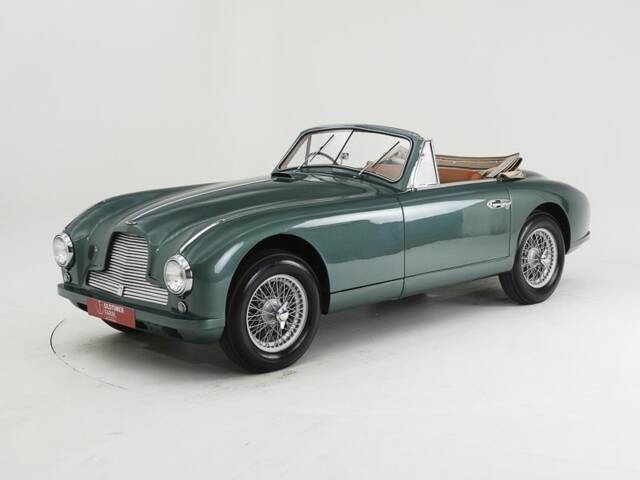 Imagen 1/15 de Aston Martin DB 2 Vantage DHC (1952)