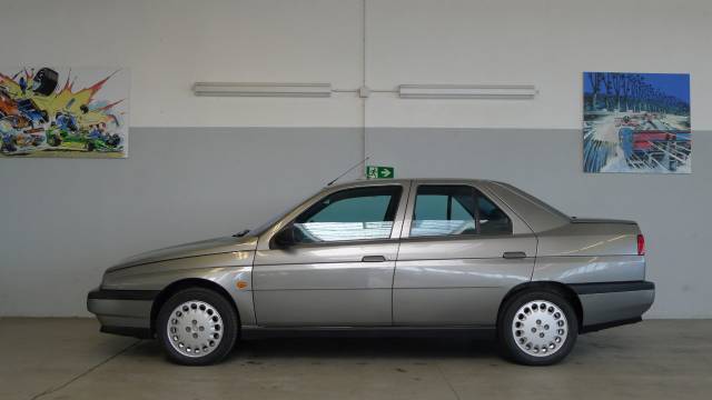 Bild 1/37 von Alfa Romeo 155 1.6 Twin Spark 16V (1997)