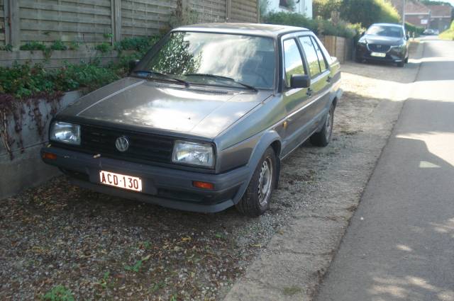 Immagine 1/15 di Volkswagen Jetta II Diesel 1.6 (1987)