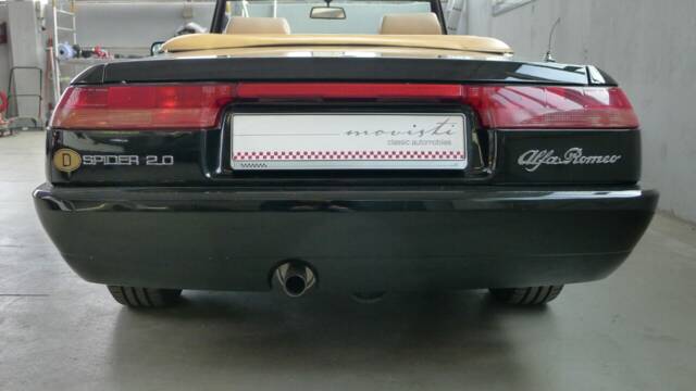 Bild 1/30 von Alfa Romeo 2.0 Spider (1993)