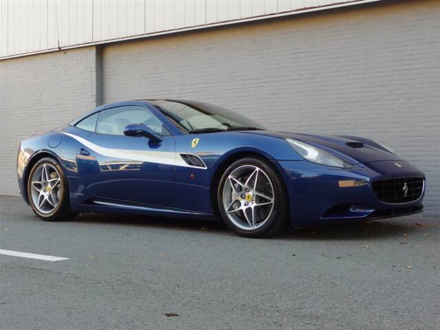 Bild 1/99 von Ferrari California (2009)