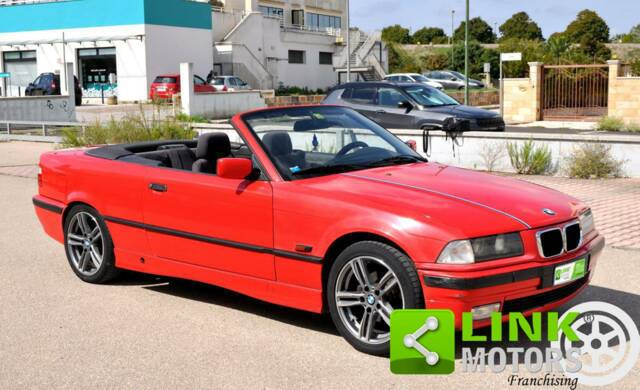 Image 1/10 of BMW 318i (1994)