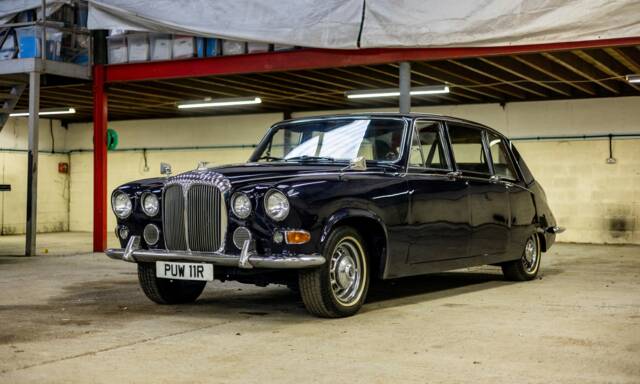 Image 1/37 de Daimler DS 420 (1976)