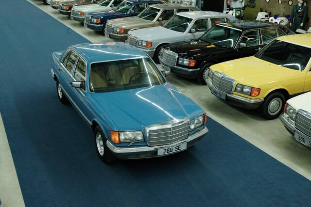 Bild 1/50 von Mercedes-Benz 280 SE (1983)