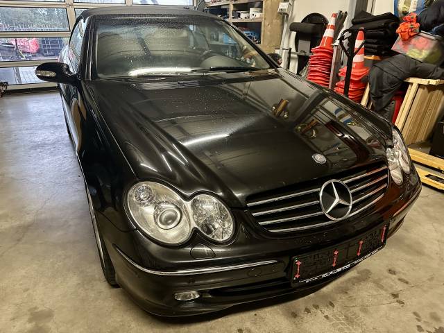 Afbeelding 1/40 van Mercedes-Benz CLK 320 (2003)