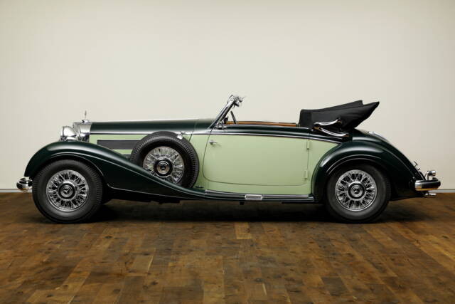 Bild 1/21 von Mercedes-Benz 540 K Cabriolet A (1937)
