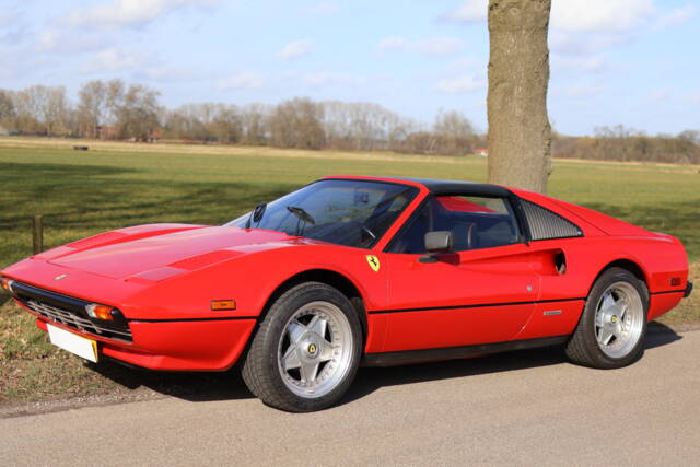 Imagen 1/11 de Ferrari 308 GTSi (US) (1980)