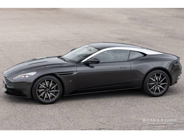 Bild 1/34 von Aston Martin DB 11 V12 (2019)