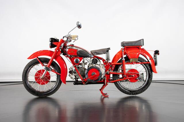 Imagen 1/50 de Moto Guzzi Astore (1952)