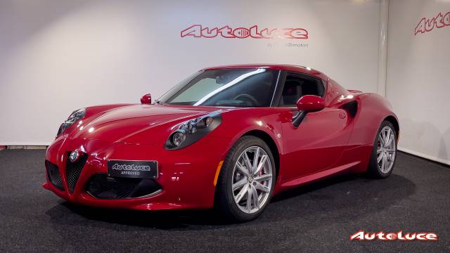 Bild 1/21 von Alfa Romeo 4C (2015)