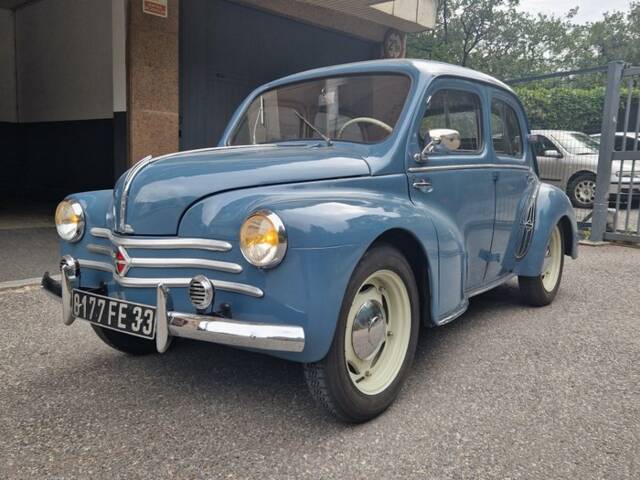 Bild 1/7 von Renault 4 CV (1955)
