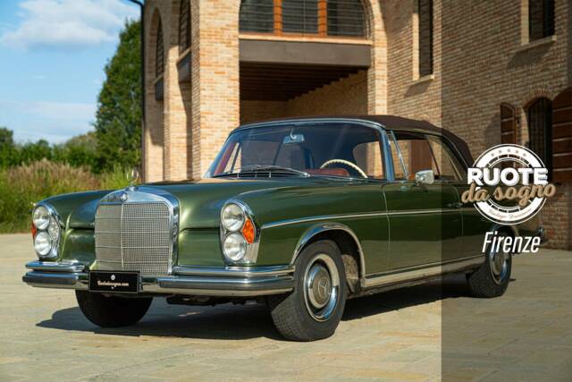 Imagen 1/50 de Mercedes-Benz 220 SE b (1964)
