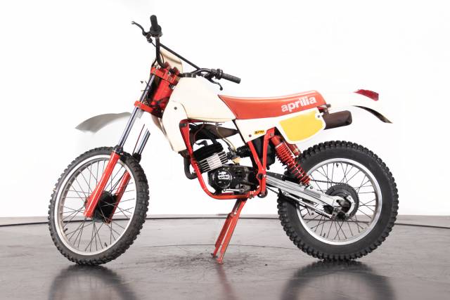 Afbeelding 1/12 van Aprilia DUMMY (1977)