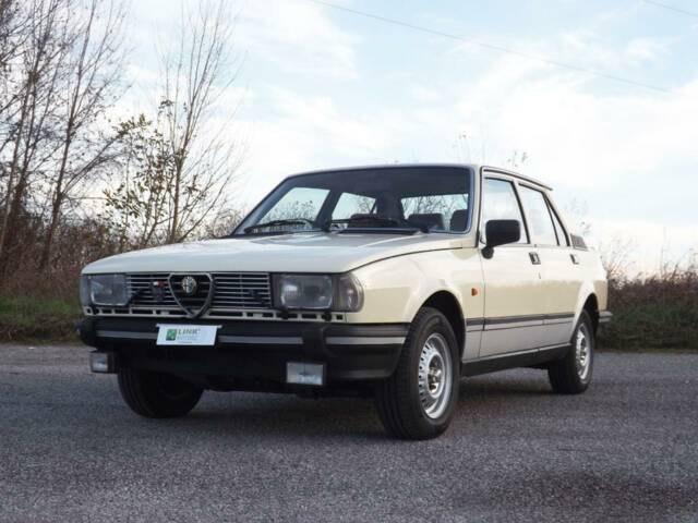 Image 1/50 of Alfa Romeo Giulietta 1.8 (1983)