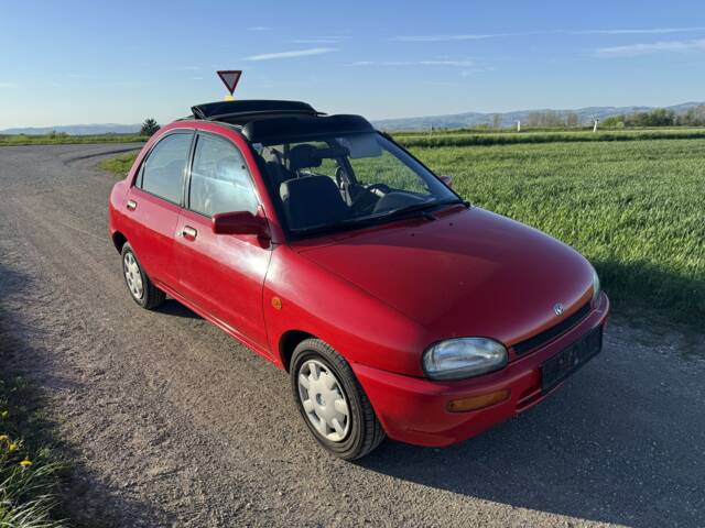 Image 1/9 of Mazda 121 1.3 (1994)