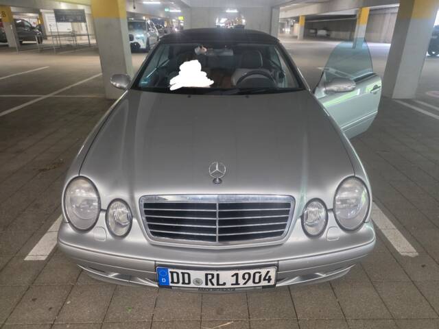 Image 1/14 of Mercedes-Benz CLK 320 (1999)