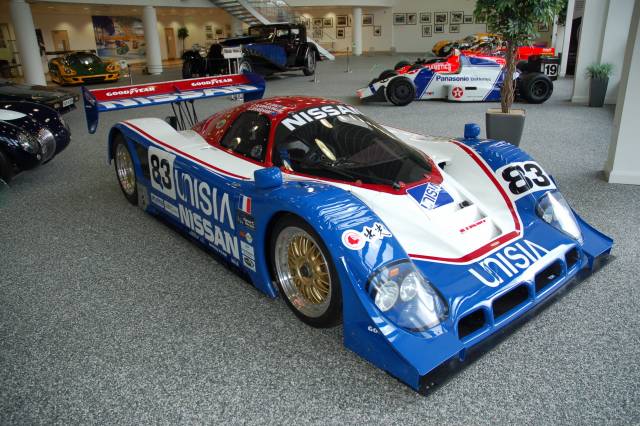 Image 1/6 of Nissan R90CK (1990)