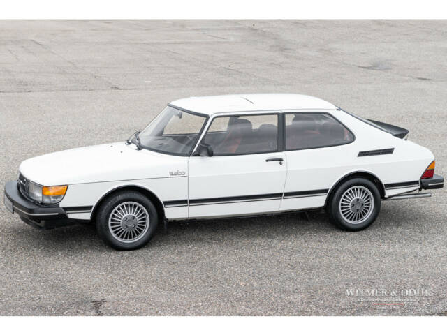 Image 1/32 of Saab 900 (1983)
