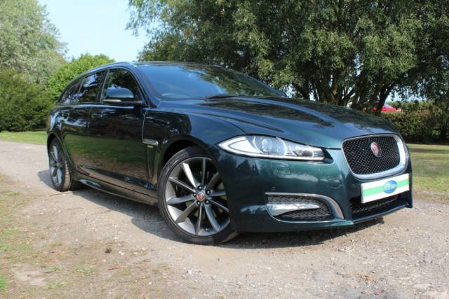 Image 1/18 of Jaguar XF 3.0 D Sportbrake (2015)