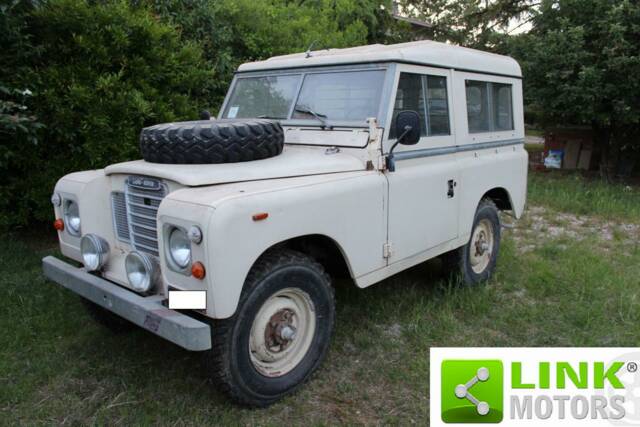 Image 1/10 de Land Rover 88 (1984)
