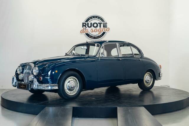 Bild 1/50 von Daimler V8-250 (1969)