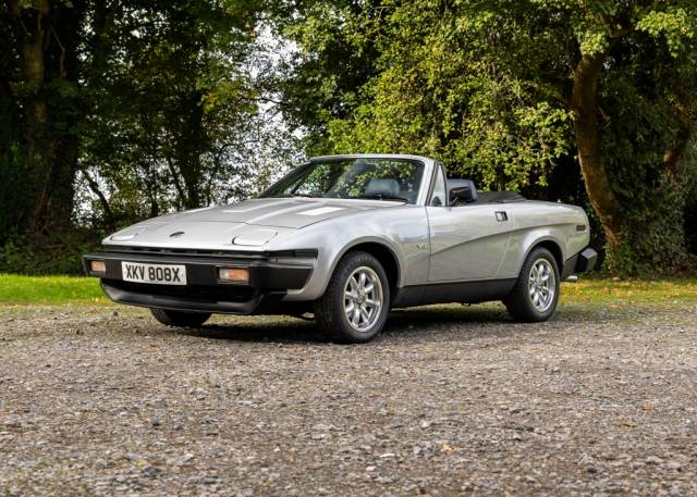 Image 1/9 de Triumph TR 8 (1982)
