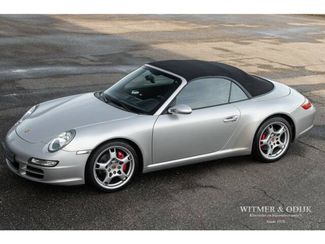 Bild 1/18 von Porsche 911 Carrera S (2005)