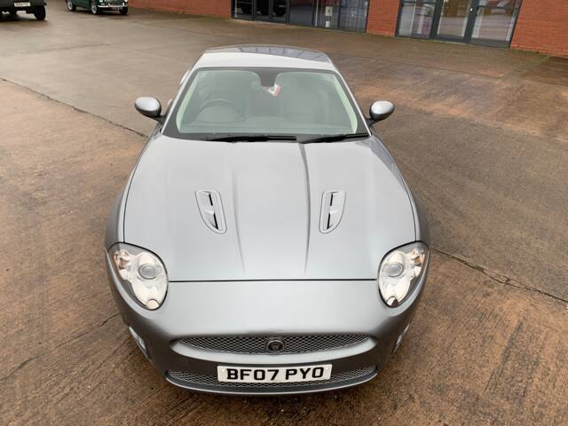 Bild 1/11 von Jaguar XKR (2007)