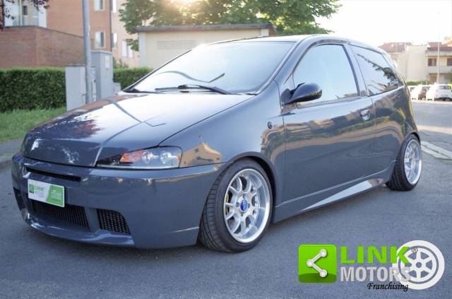 Bild 1/30 von FIAT Punto 1.8i 16V Abarth (2001)