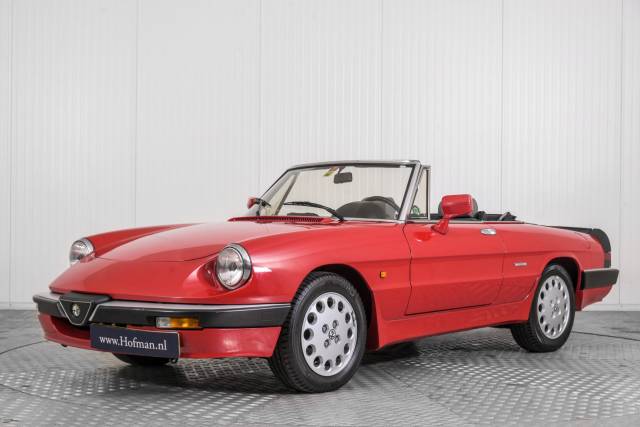 Bild 1/50 von Alfa Romeo 2.0 Spider QV (1988)