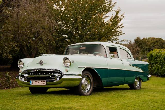 Bild 1/7 von Oldsmobile Super 88 (1955)