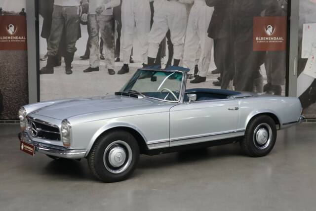 Image 1/45 of Mercedes-Benz 280 SL (1968)
