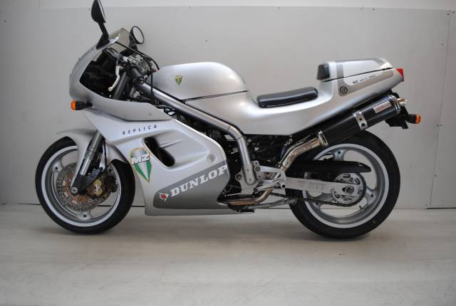 Bild 1/23 von MZ DUMMY (1995)