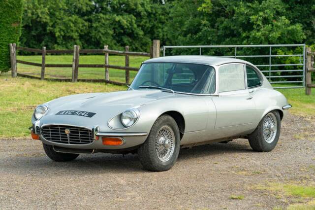 Bild 1/50 von Jaguar E-Type V12 (2+2) (1973)