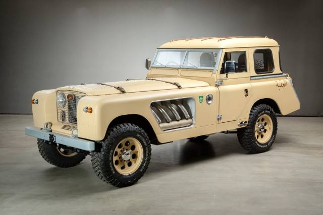 Immagine 1/47 di Land Rover Bell Aurens Longnose V8 (1967)