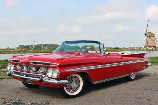 Image 1/30 de Chevrolet Impala Convertible (1959)