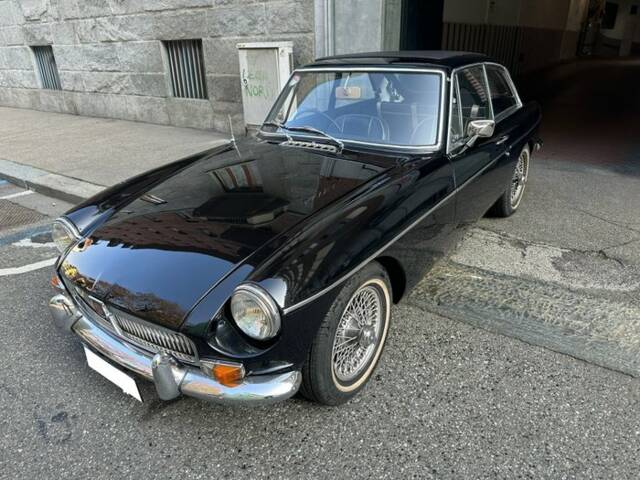 Bild 1/7 von MG MGB GT (1966)