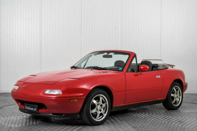 Immagine 1/50 di Mazda MX-5 1.6 (1990)