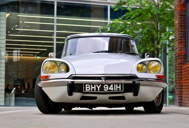 Imagen 1/41 de Citroën DS 21 IE Pallas (1970)